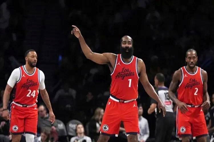 塞尔维亚队带队取胜！，哈登重要时刻险胜比赛高潮迭起(篮球塞尔维亚)